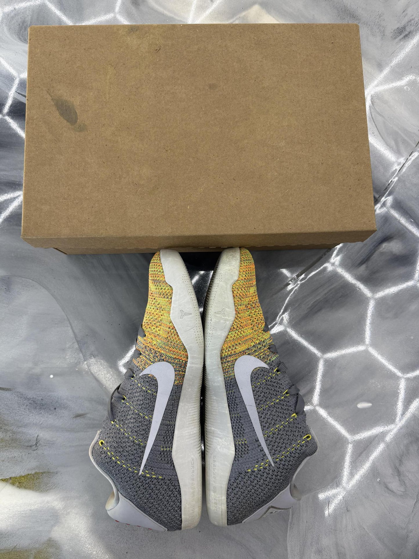Nike Kobe 11 "Yellow Grey" Used Size 11