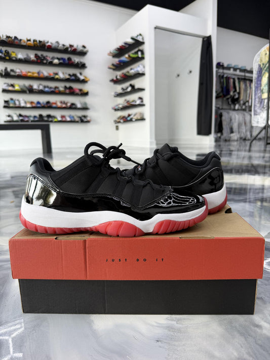 Jordan 11 Low "Bred" Used Size 11.5