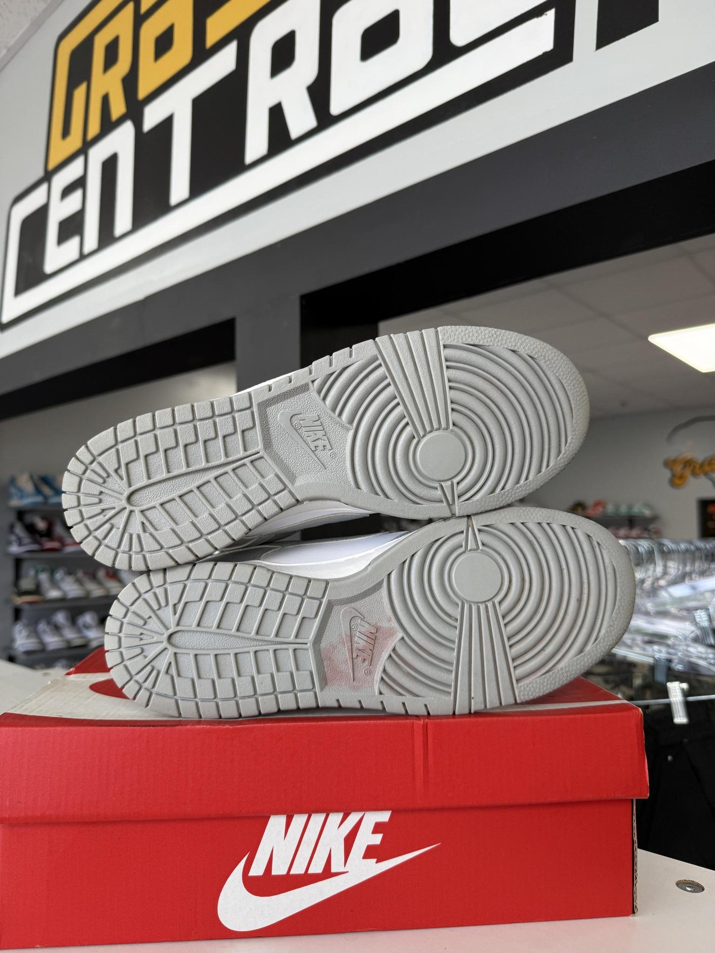 Nike Dunk Low "Grey Fog" Used Size 9