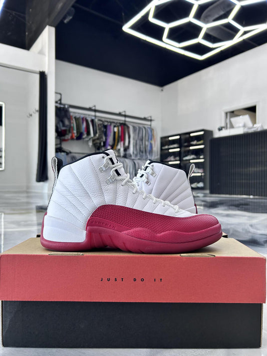 Jordan 12 "Cherry" Used Size 9