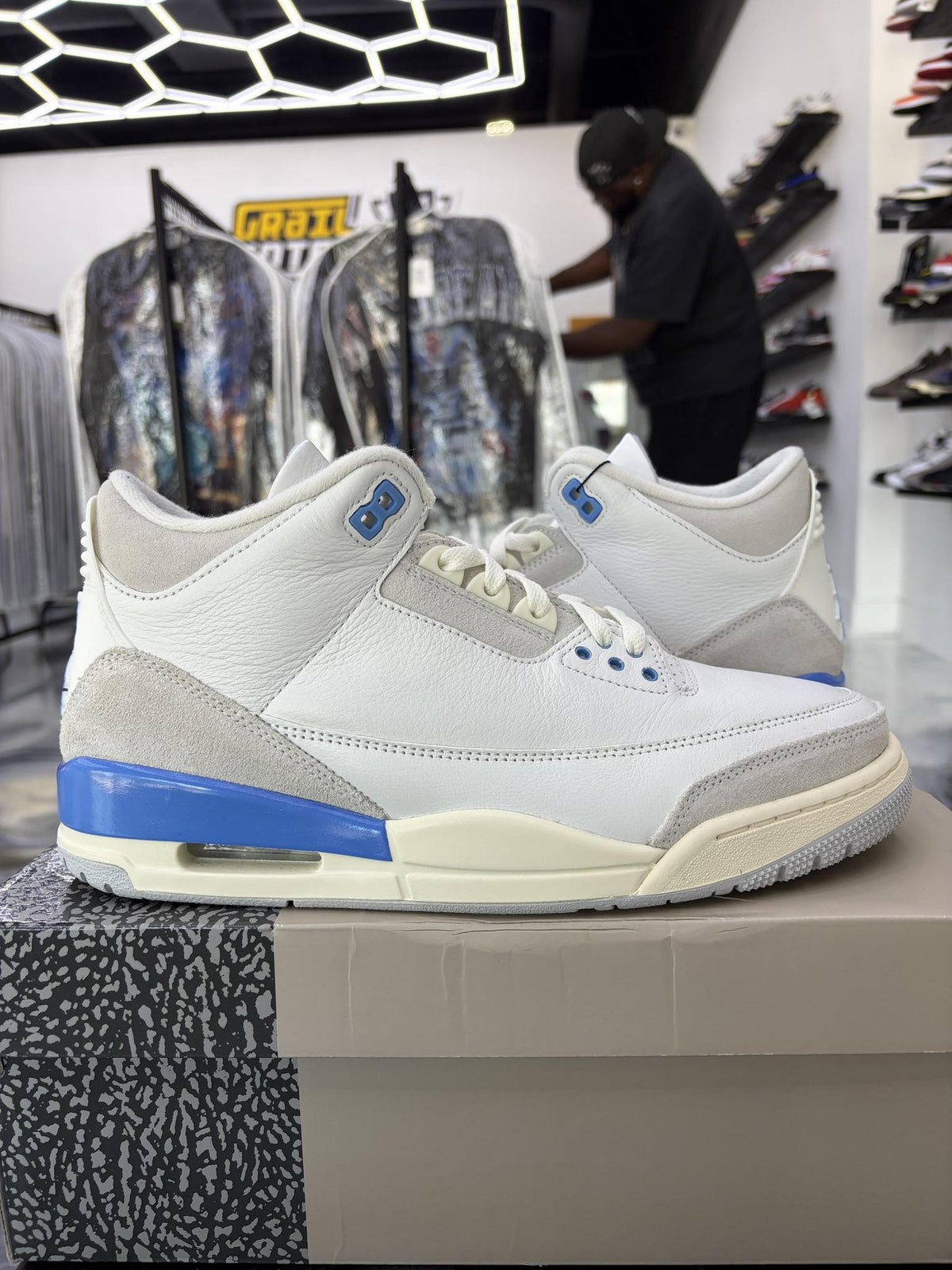 Jordan 3 "Lucky Shorts" Used Size 10