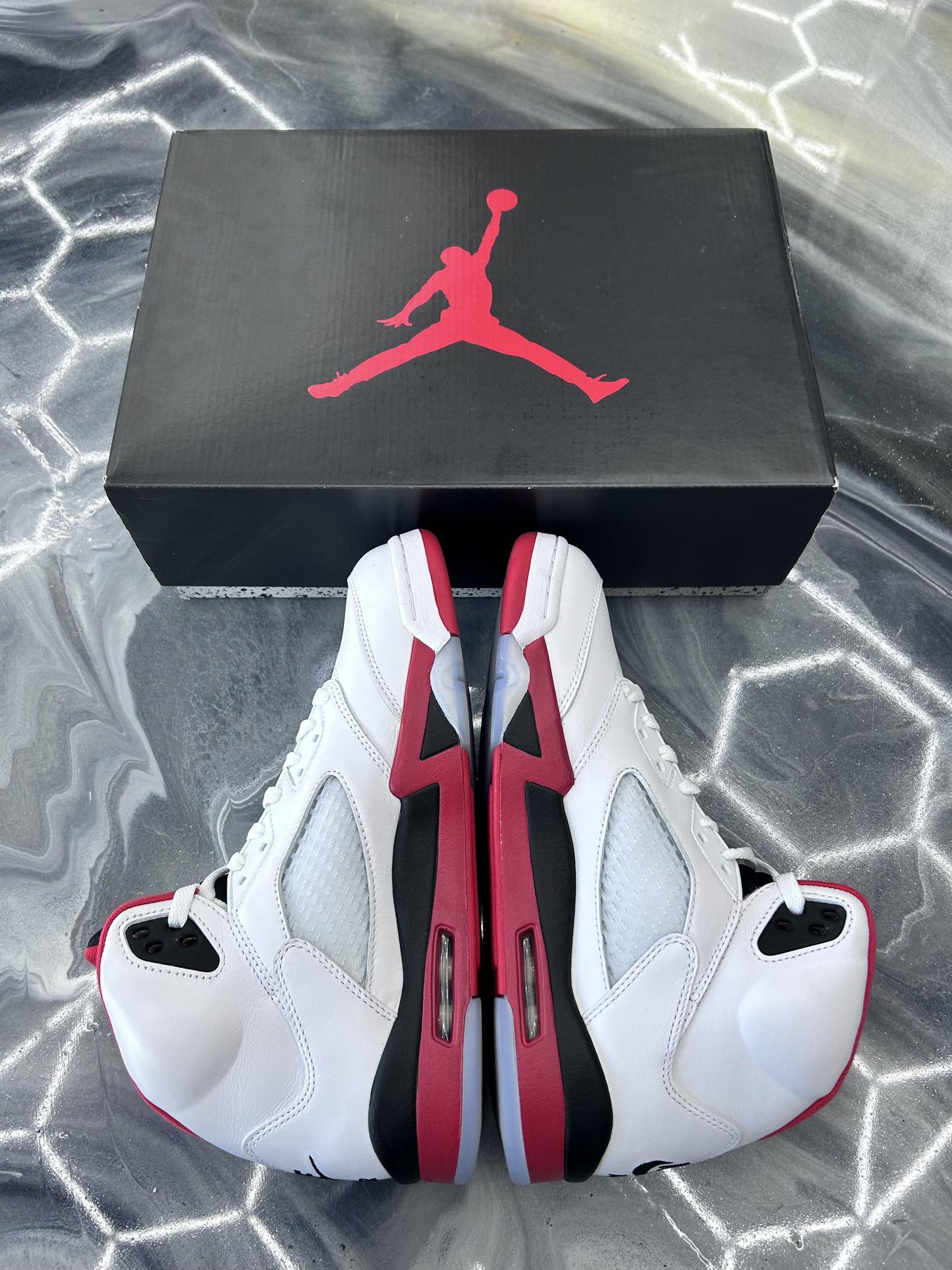 Jordan 5 "Fire Red" Used Size 10