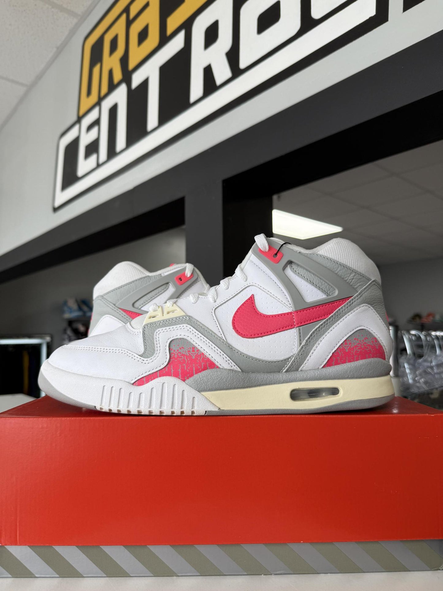 Nike Air Tech Challenge II "Racer Pink" Used Size 12