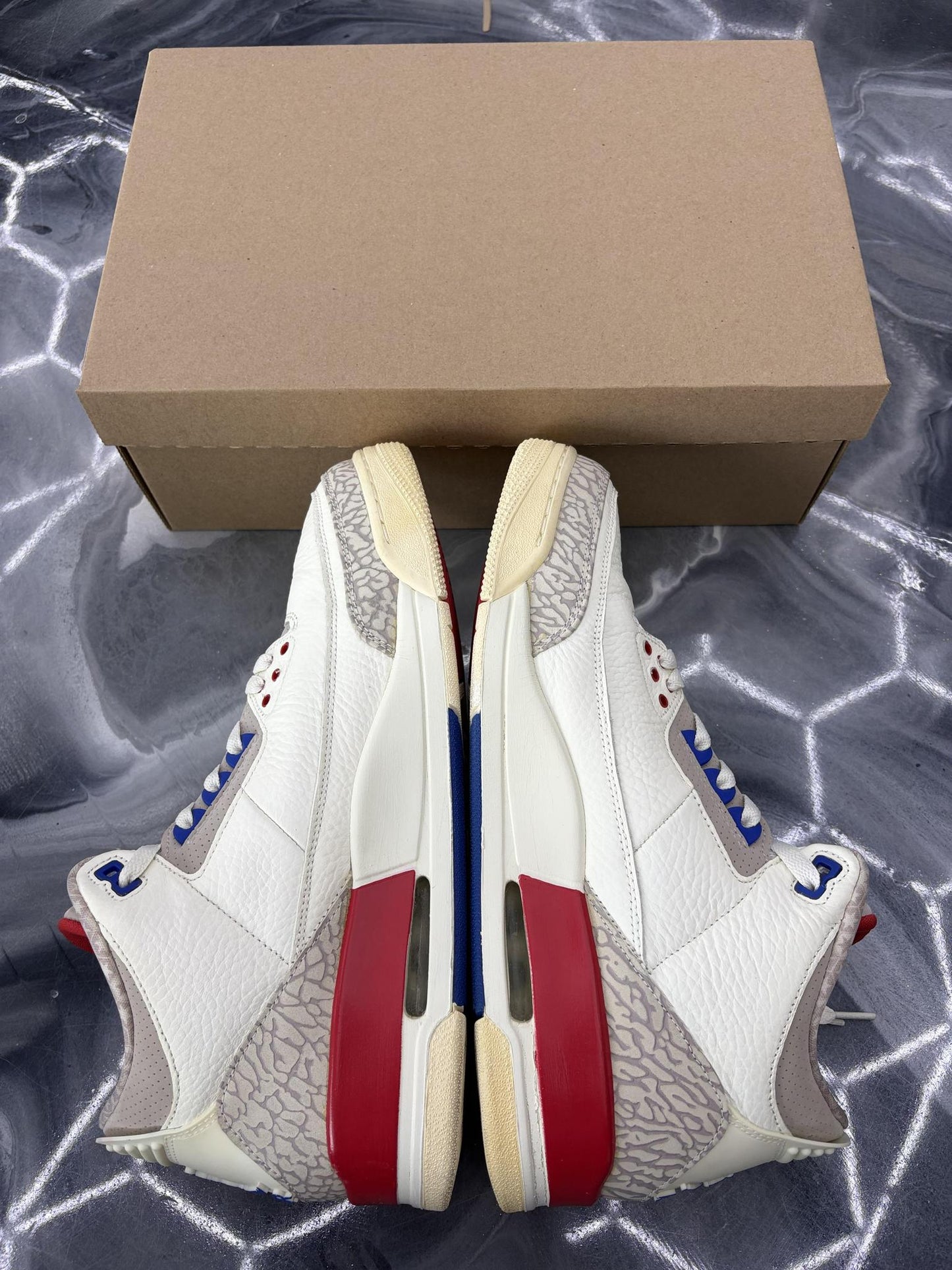Jordan 3 "International Flight" Used Size 12