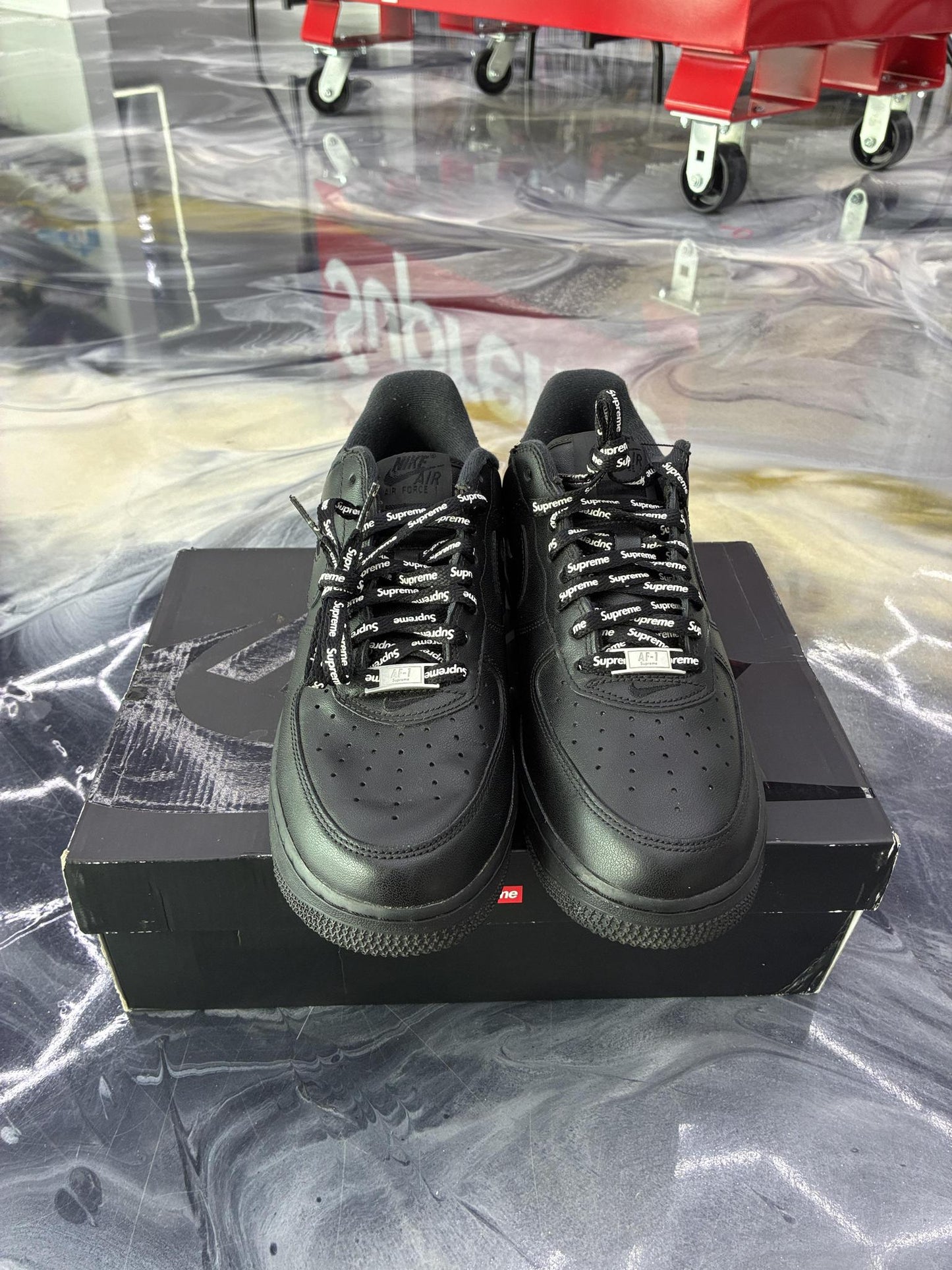 Nike Air Force One Low "Black" Used Size 8.5
