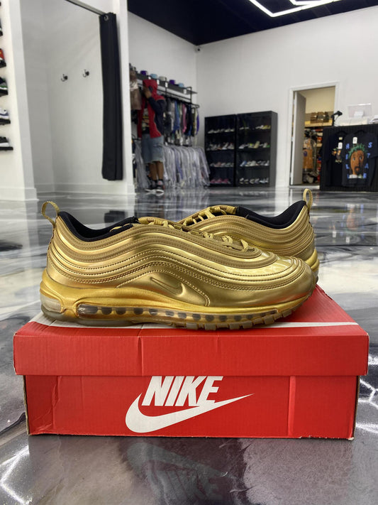 Nike Air Max 97 "Metallic Gold" Used Size 12