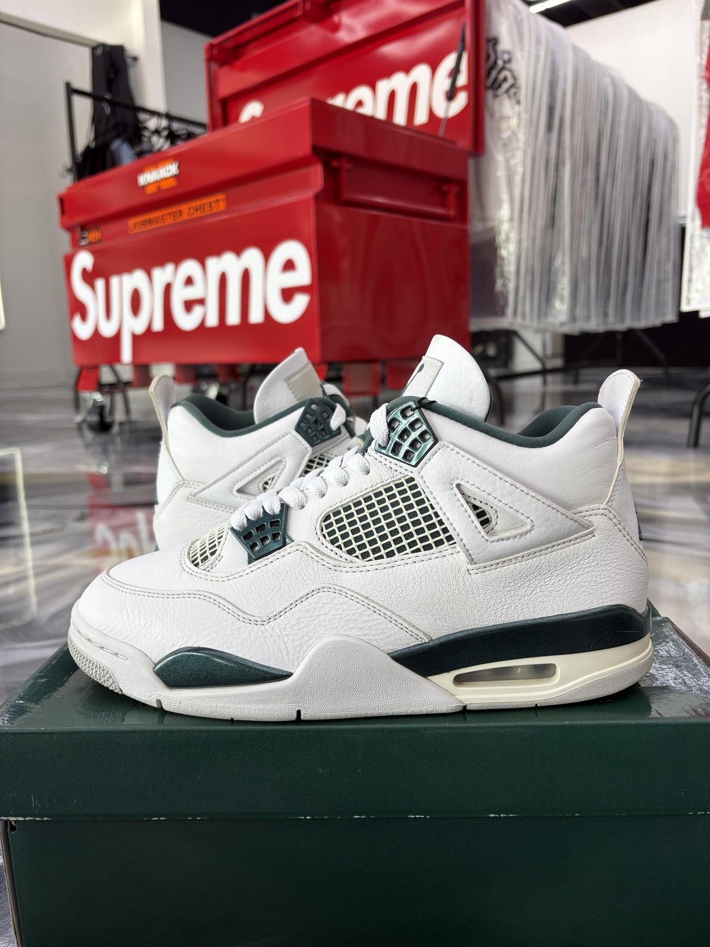Jordan 4 "Oxidized Green" Used Size 9
