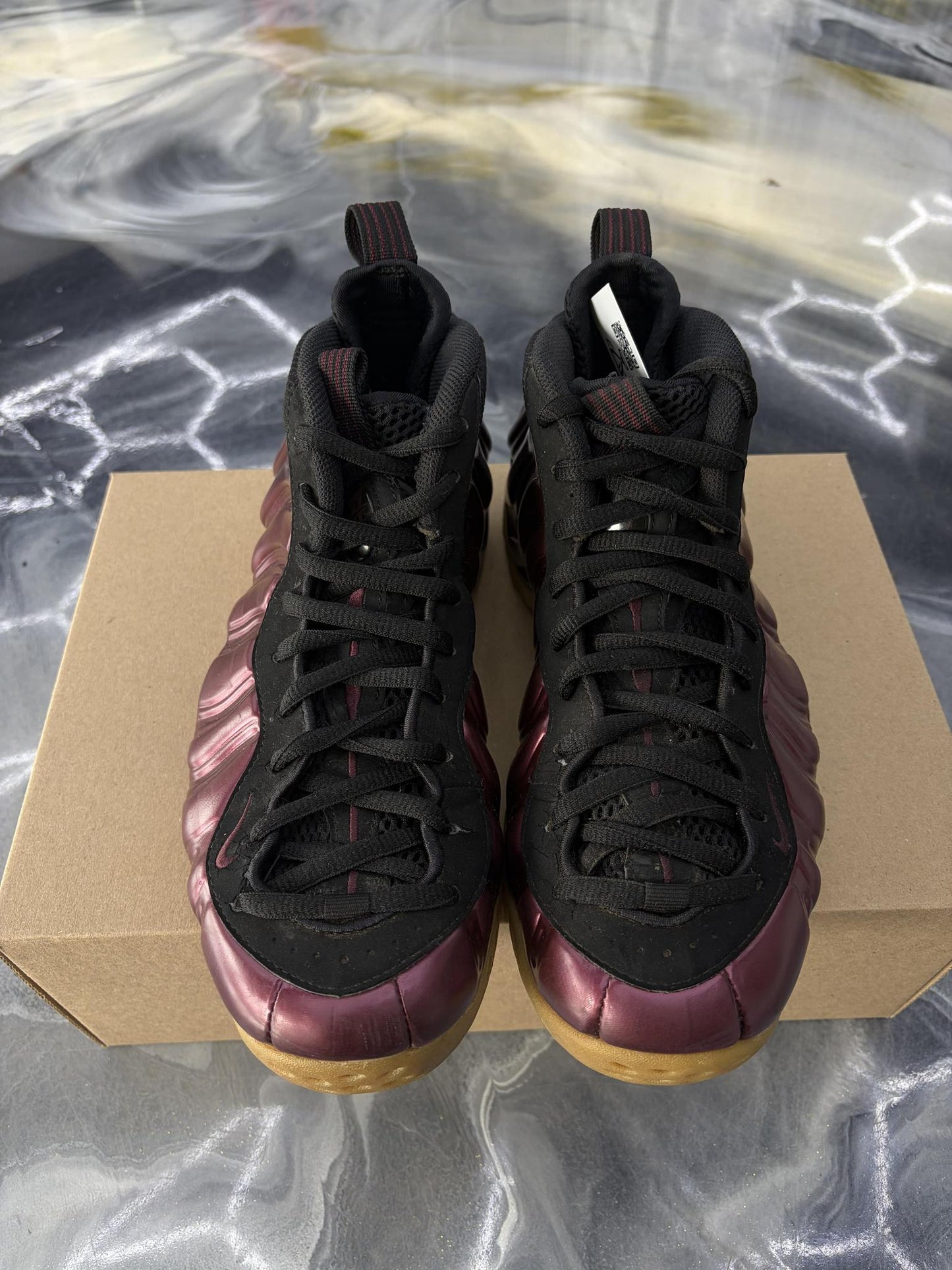 Nike Foamposite One "Maroon" Used Size 8.5