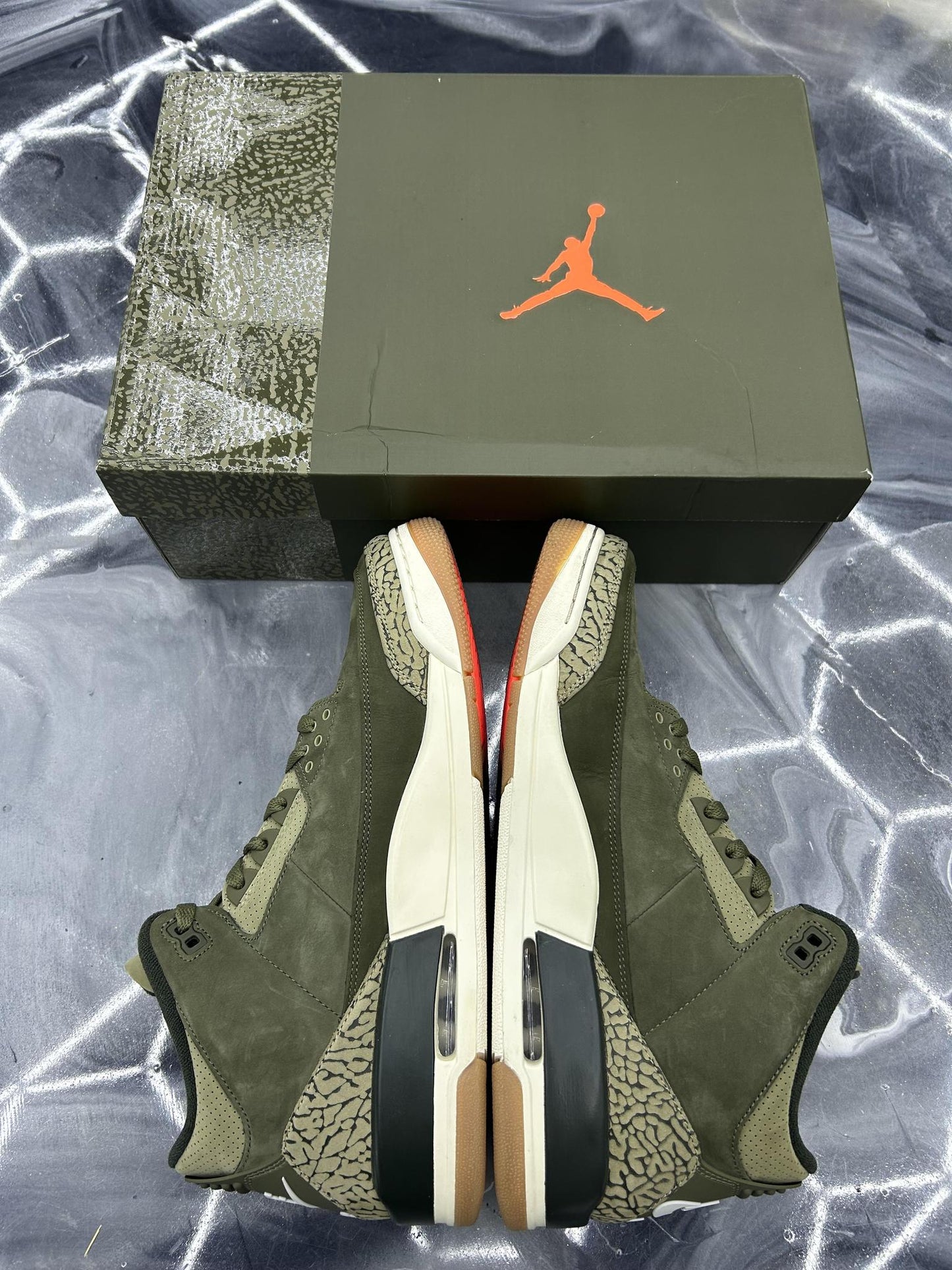 Jordan 3 "Family Affair" Used Size 13
