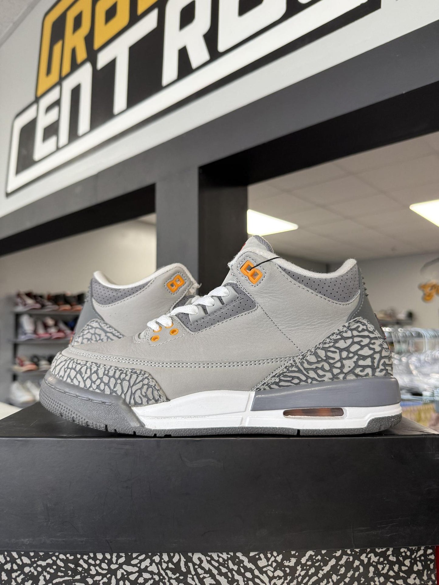 Jordan 3 "Cool Grey" Used Size 6.5Y/8W