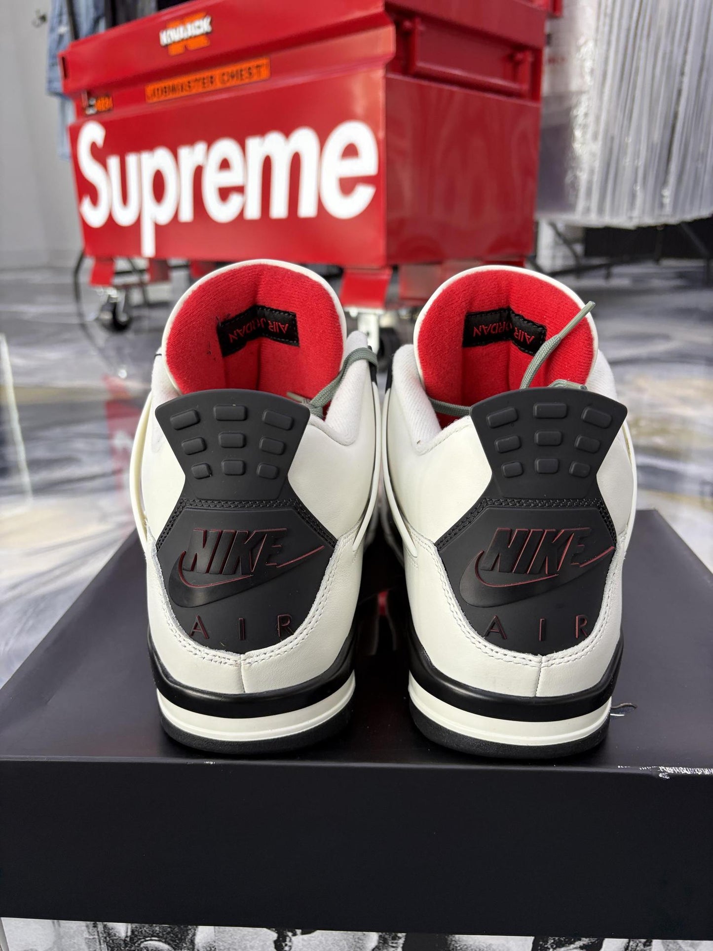 Jordan 4 "Flight Club" Used Size 14