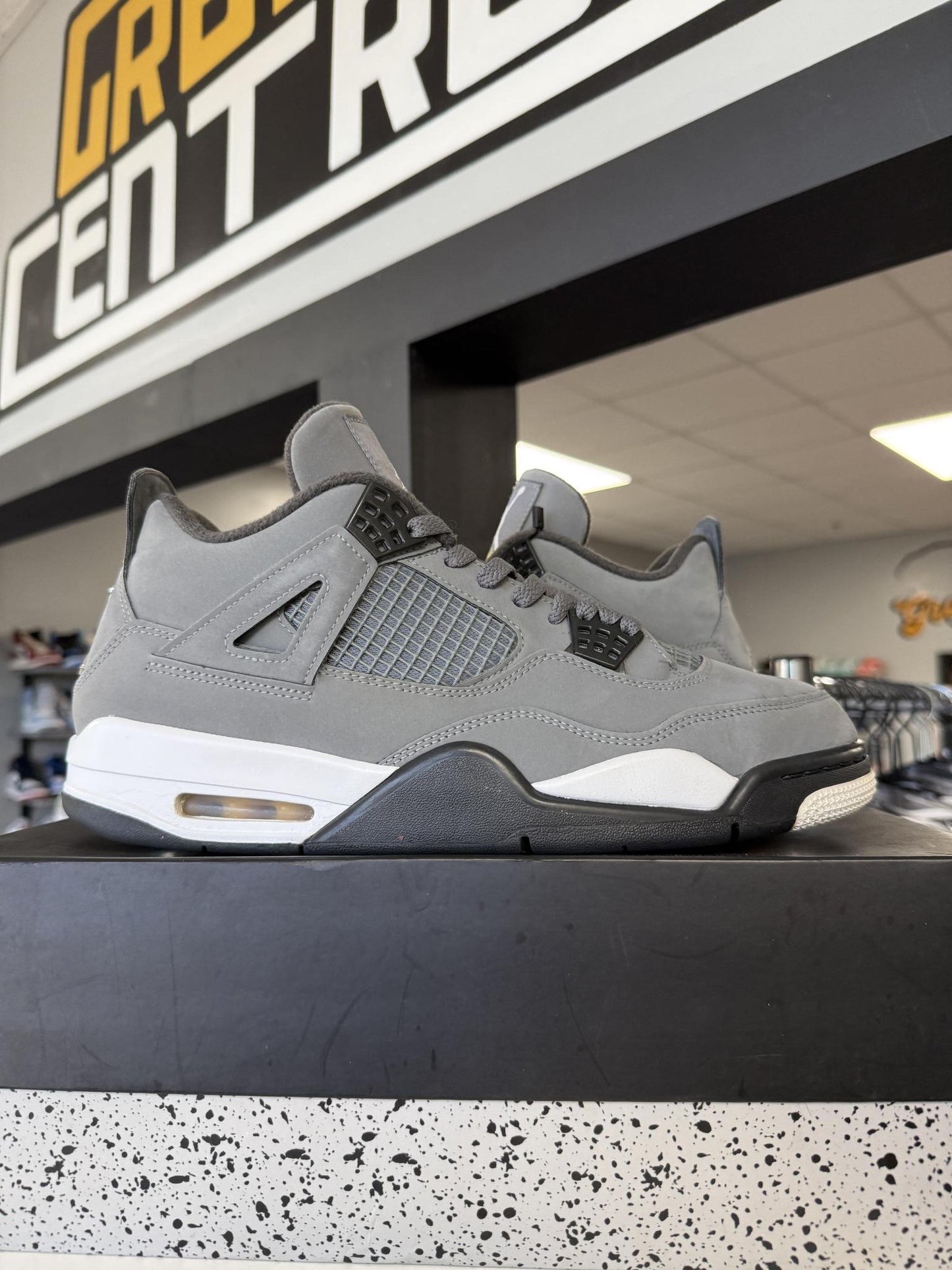 Jordan 4 "Cool Grey" Used Size 11.5