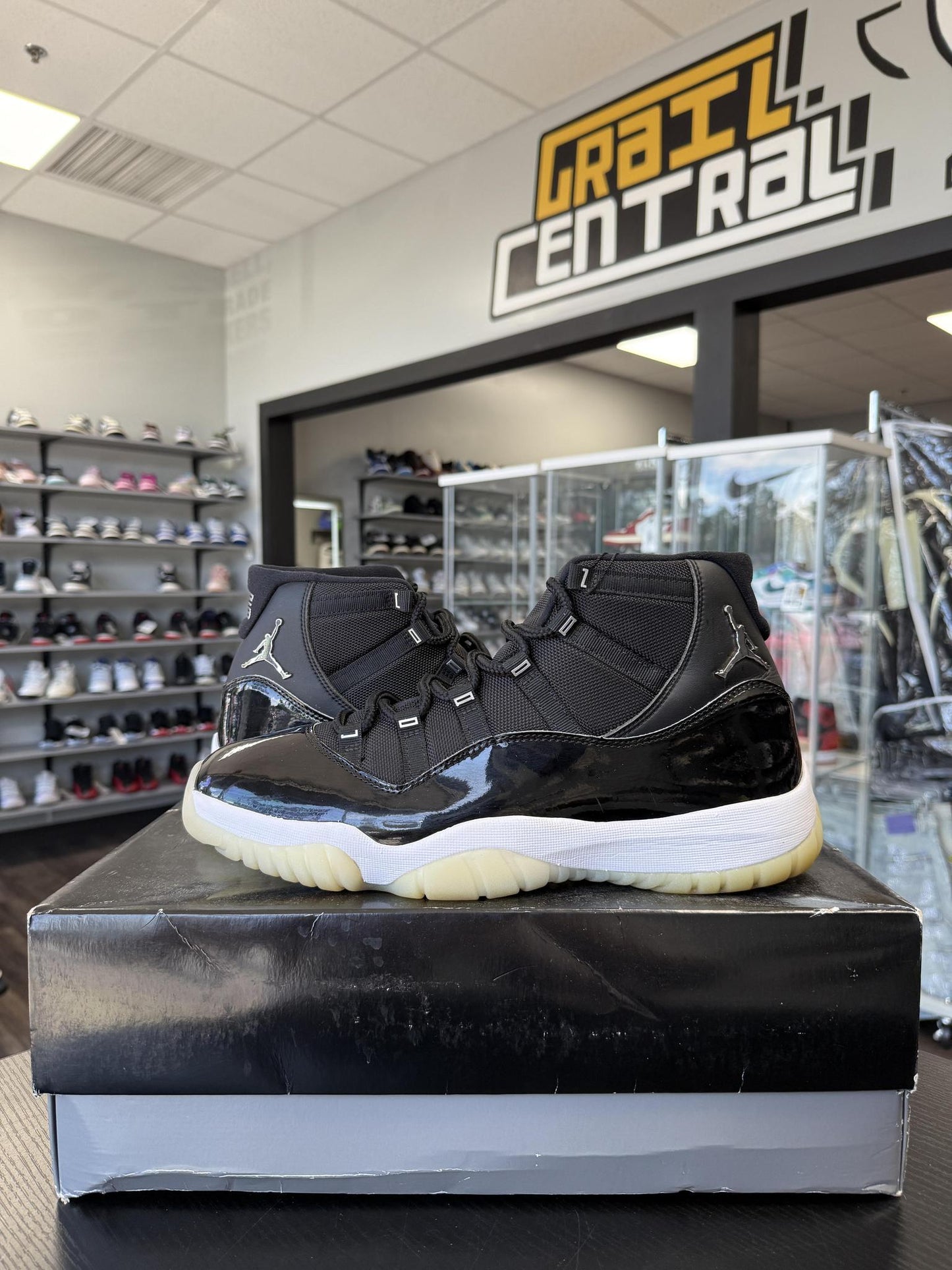 Jordan 11 "Jubilee" Used Size 13