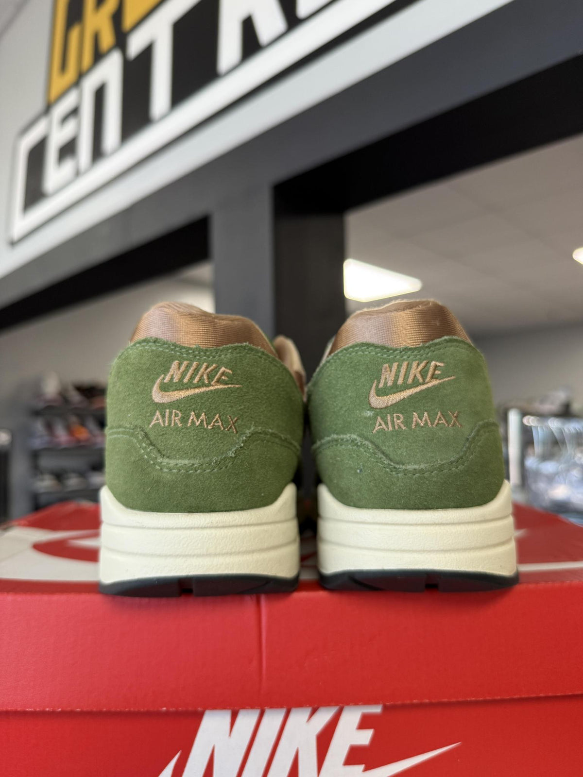 Nike AM1 "Treeline" Used Size 9.5
