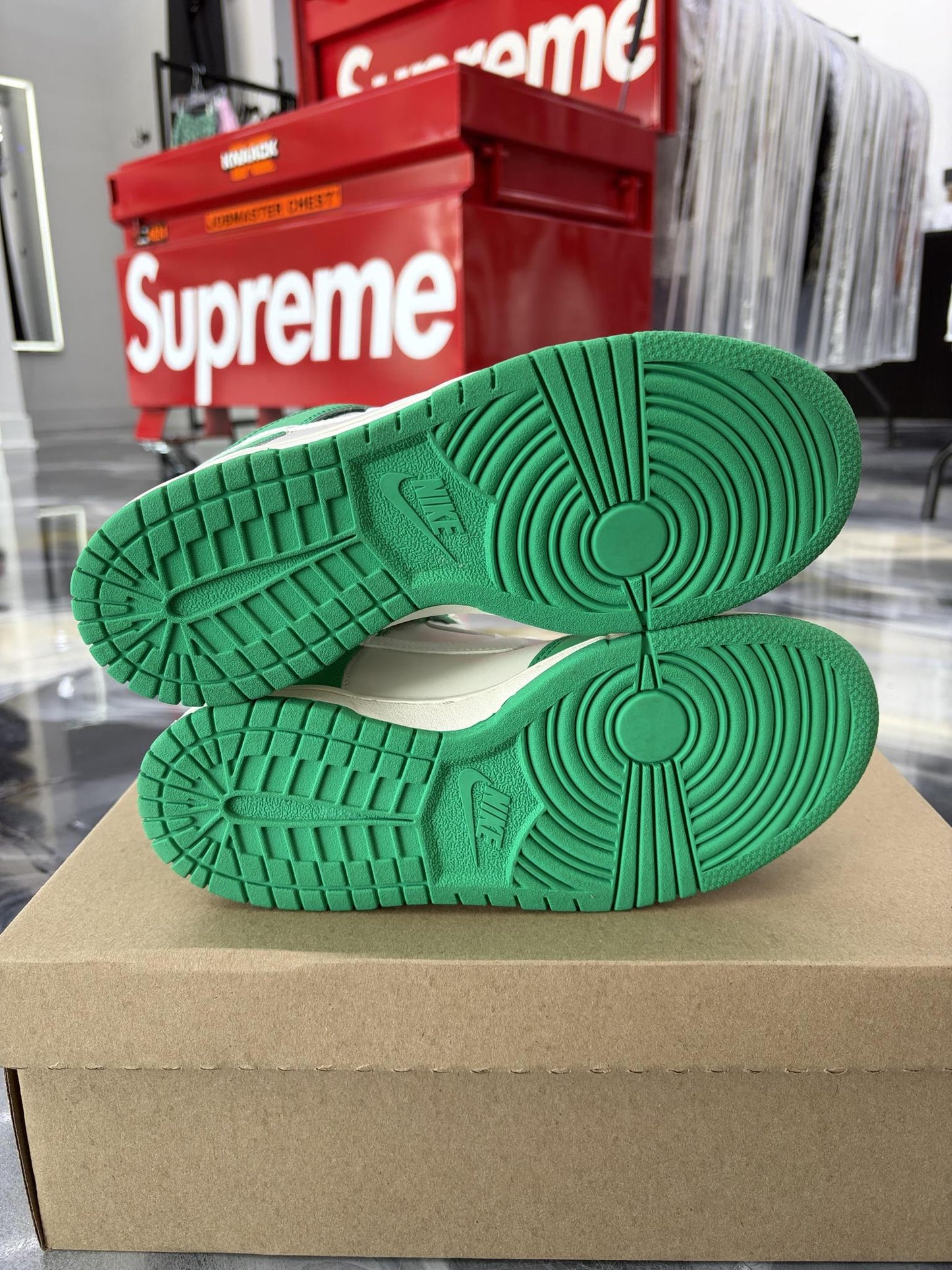 Nike Dunk High "Phantom Stadium Green" Used Size 5.5Y/7W