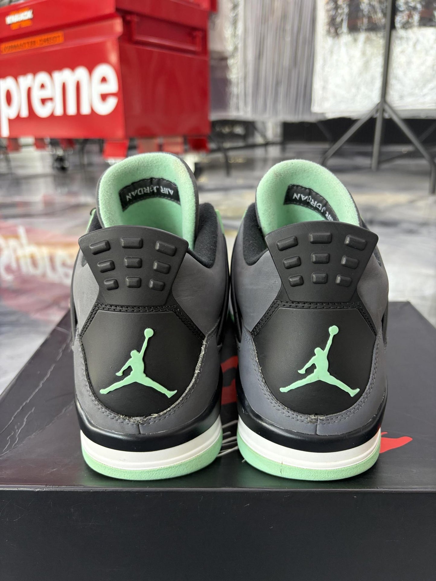Jordan 4 "Green Glow" Used Size 11.5