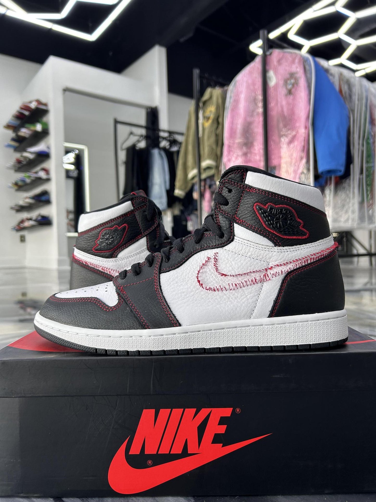 Jordan 1 "Defiant" Used Size 11.5