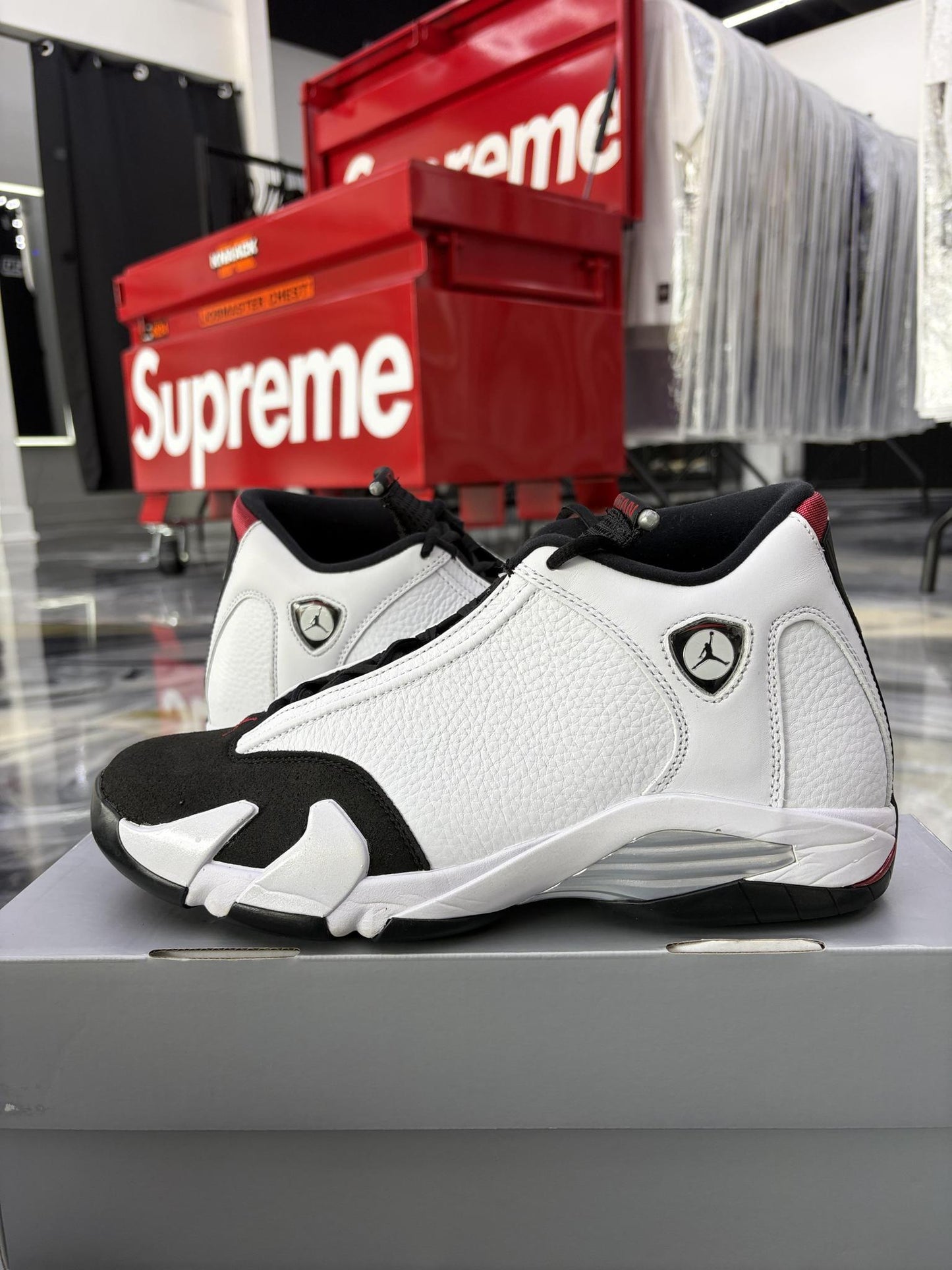 Jordan 14 "Black Toe" Used Size 10.5