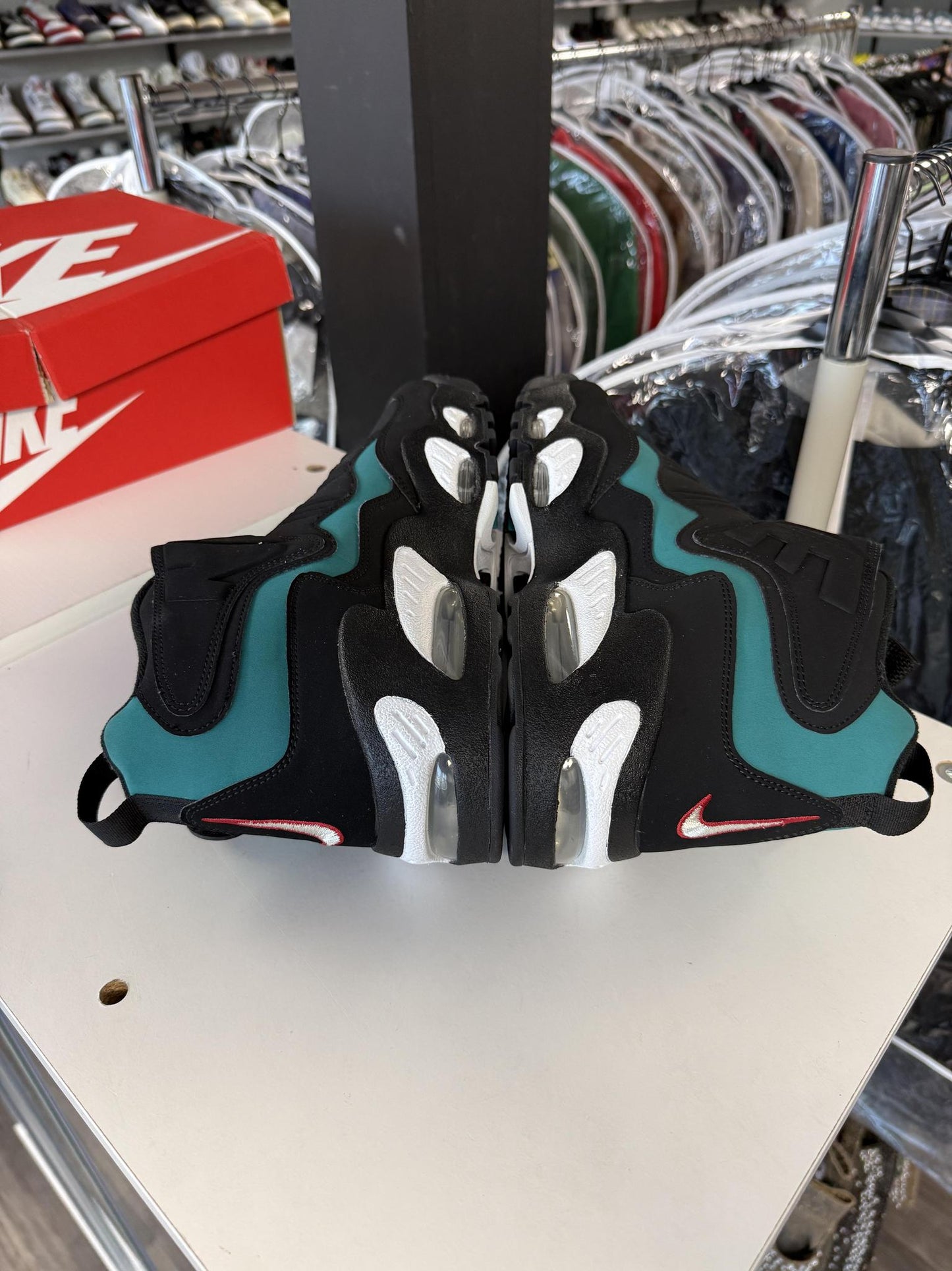 Air Griffey Max 1 "Fresh Water" Used Size 10