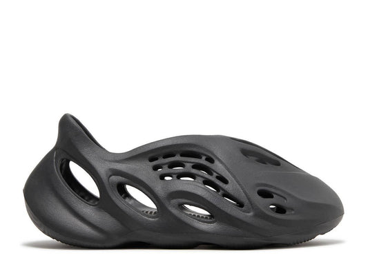 Yeezy Foam RNNR "Onyx"