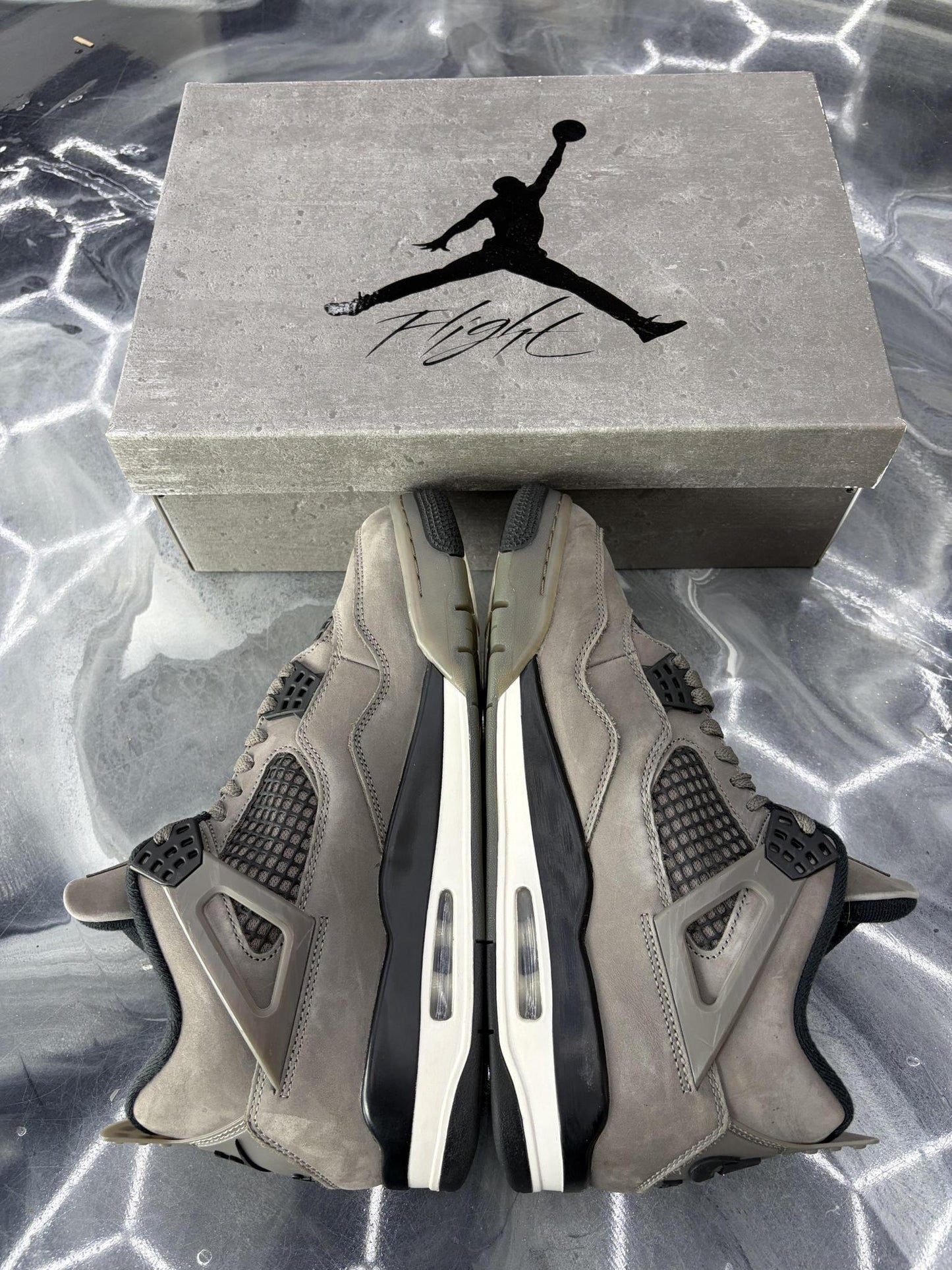 Jordan 4 "Cave Stone" Used Size 10