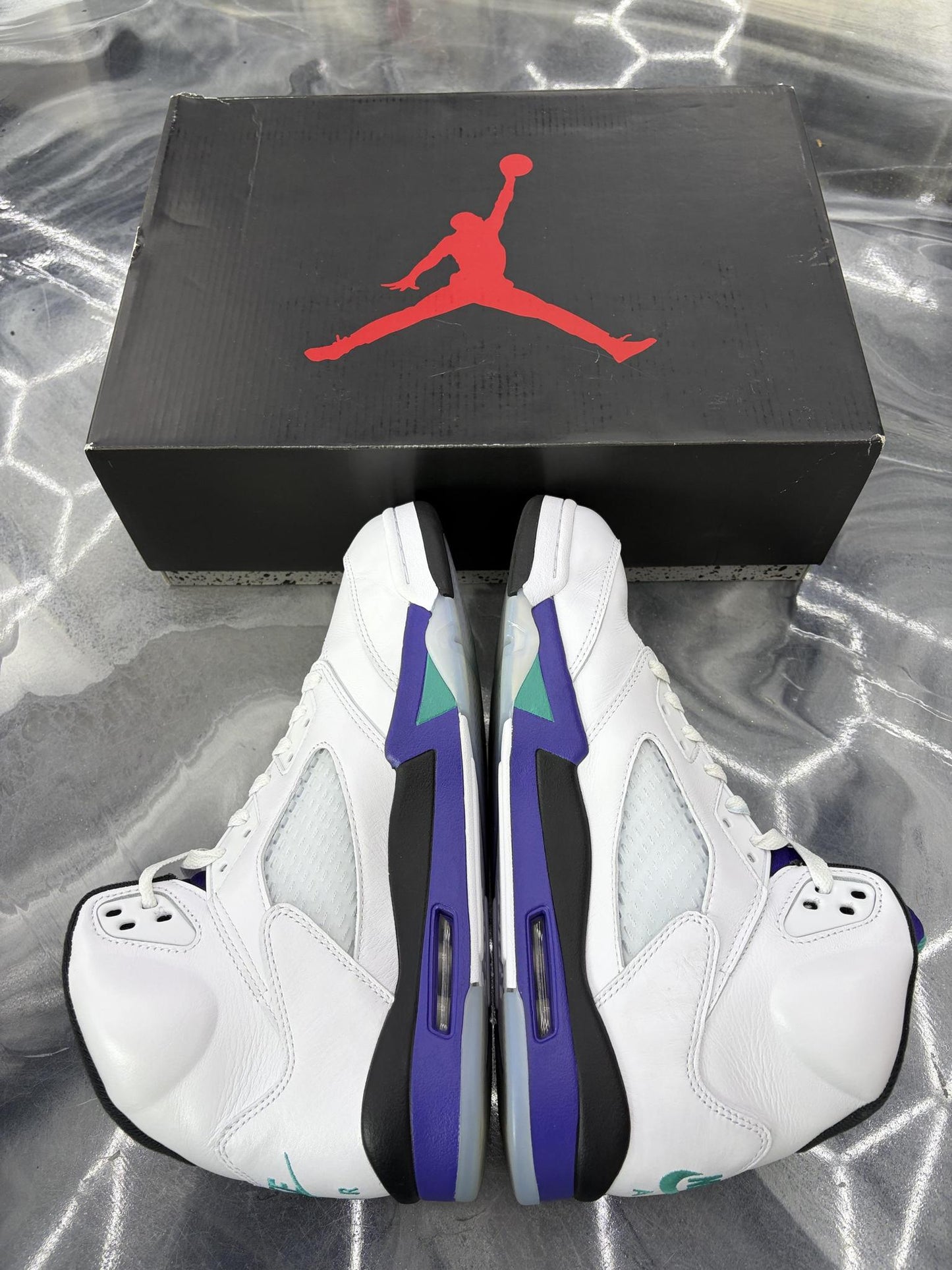 Jordan 5 "Grape" Used Size 10.5