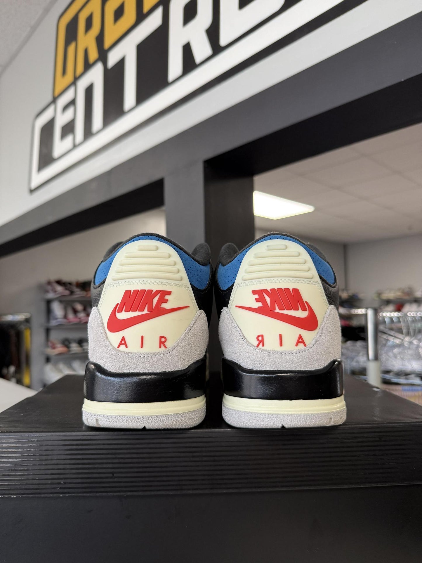 Jordan 3 "Rare Air" Used Size 10