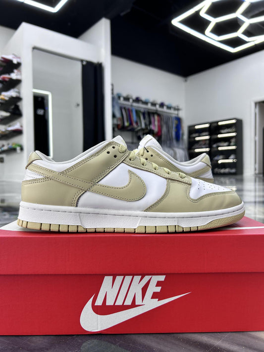 Nike Dunk Low "Team Gold" Used Size 10