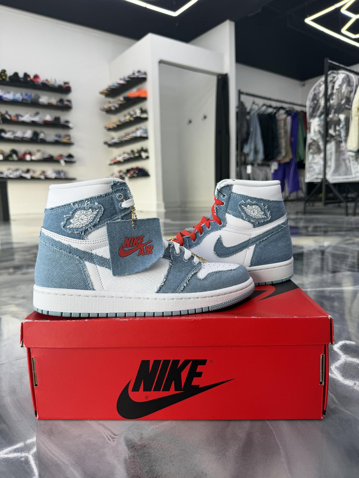 Jordan 1 "Denim" Size 6.5/8W