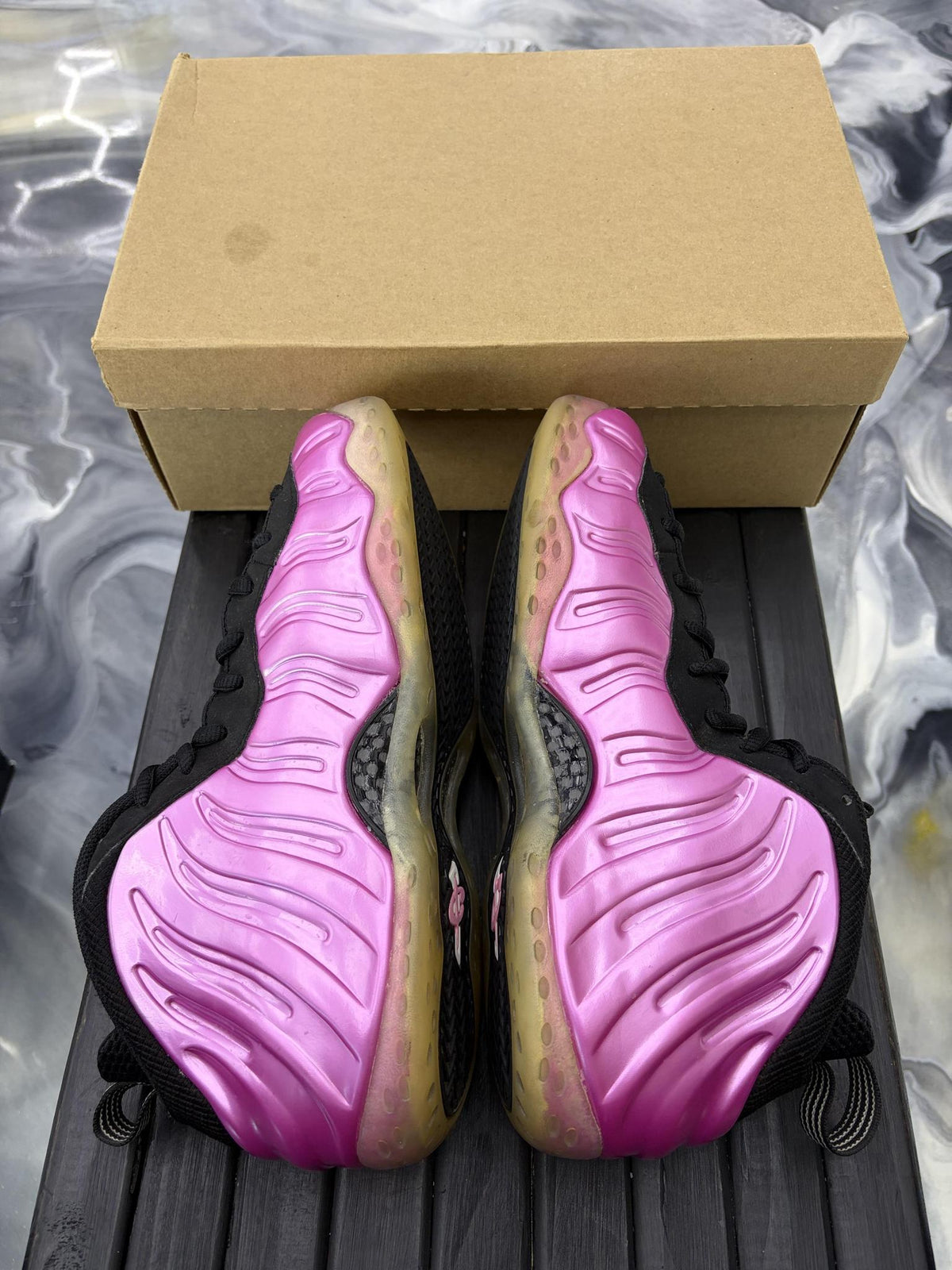Nike Foamposite One "Pearlized Pink" Used Size 10.5