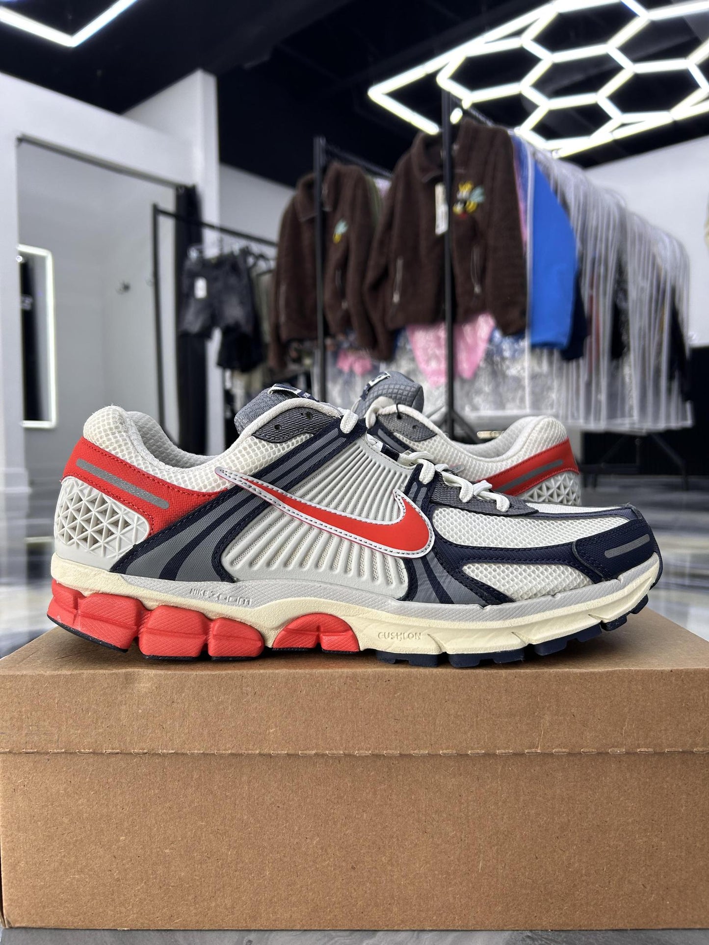 Nike Vomero 5 "USA" Used Size 13