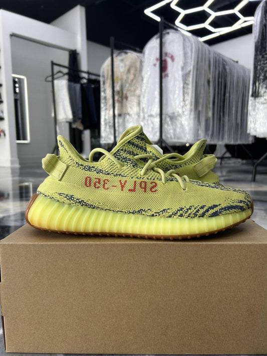 Yeezy 350 V2 "Frozen Yellow" Used Size 11