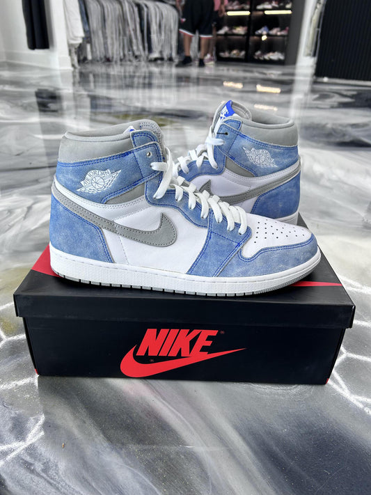 Jordan 1 "Hyper Royal" Used Size 13