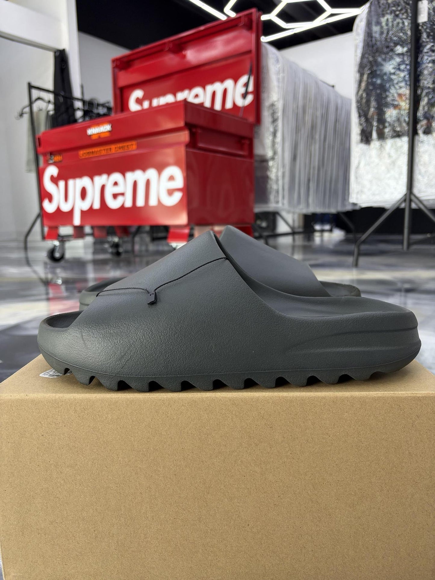 Adidas Yeezy Slide "Dark Onyx" Used Size 12