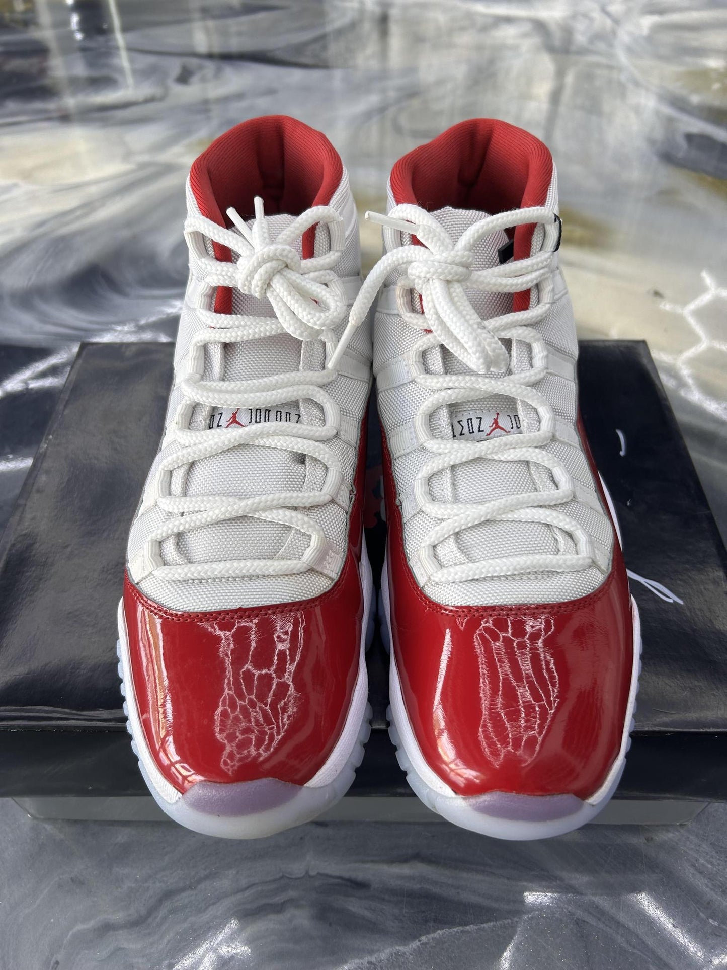 Jordan 11 "Cherry" Used Size 11