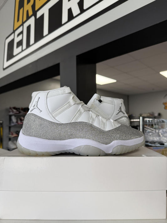 Jordan 11 "Metallic Silver" Used Size 7Y/8.5W