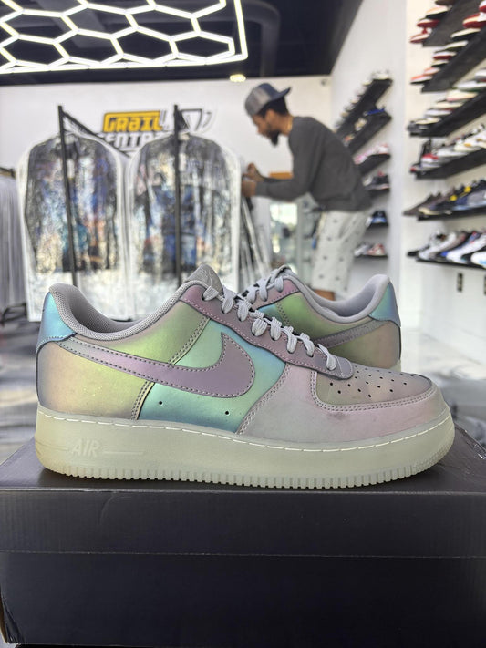 Nike Air Force 1 Low "Iridescent" Used Size 9