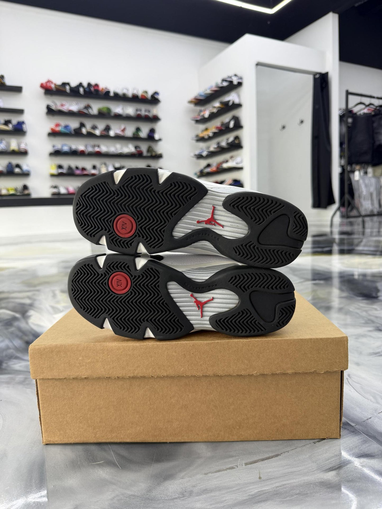 Jordan 14 "Black Toe" Used Size 5.5Y/7W