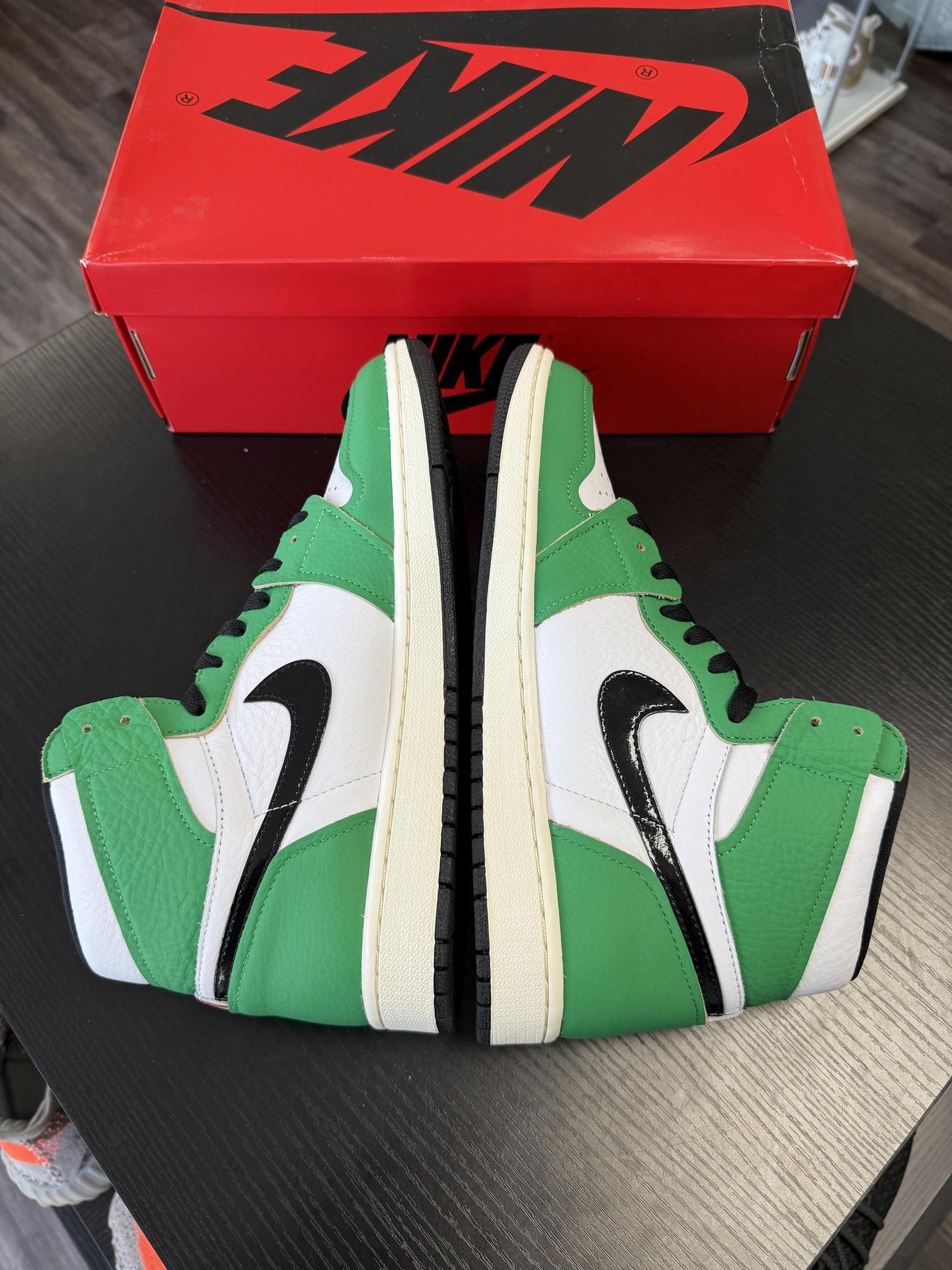 Jordan 1 "Lucky Green" Used
