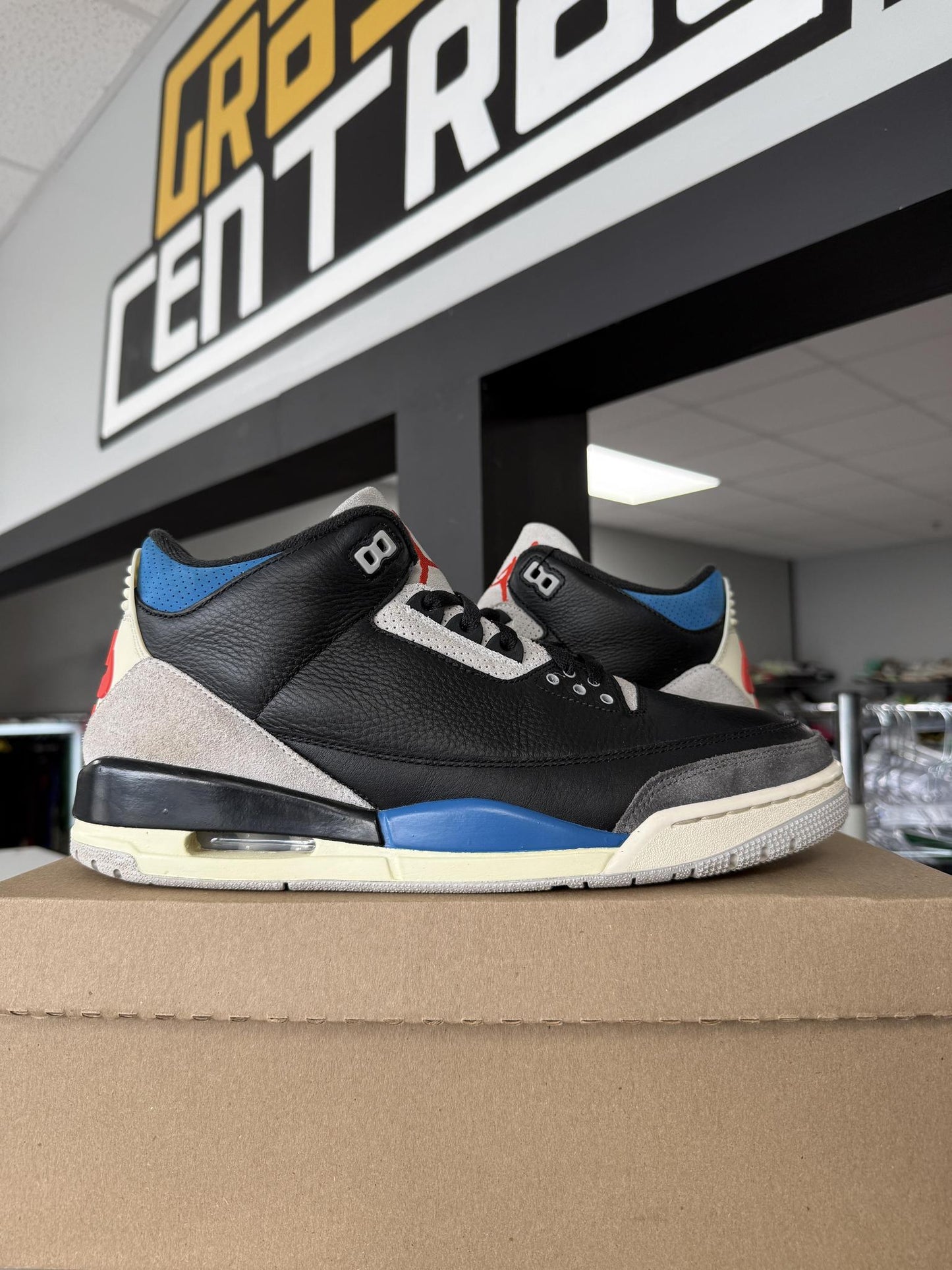Jordan 3 "Rare Air" Used Size 11.5