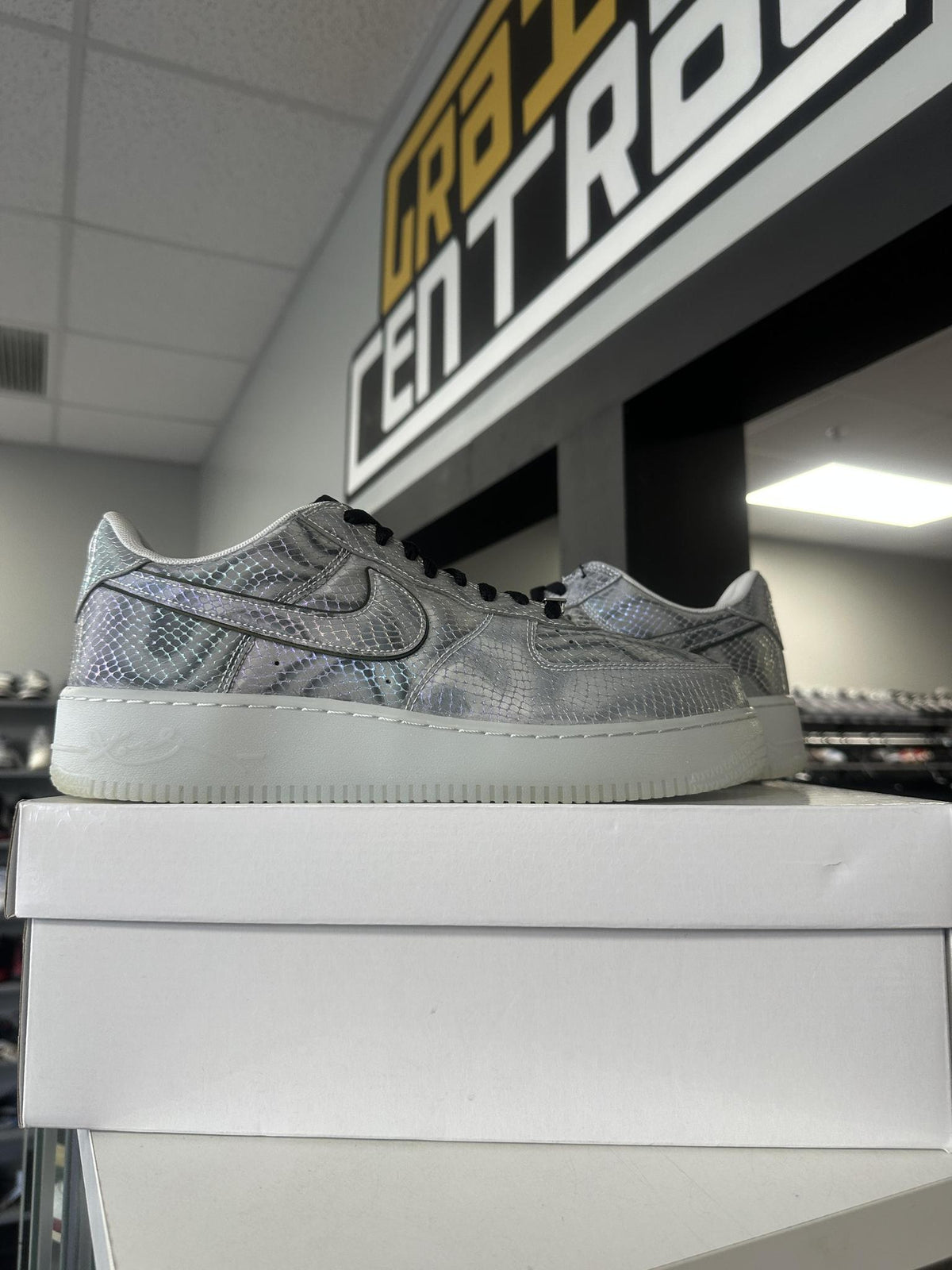 Nike AF1 Low Kobe "Lenticular" Used Size 12.5