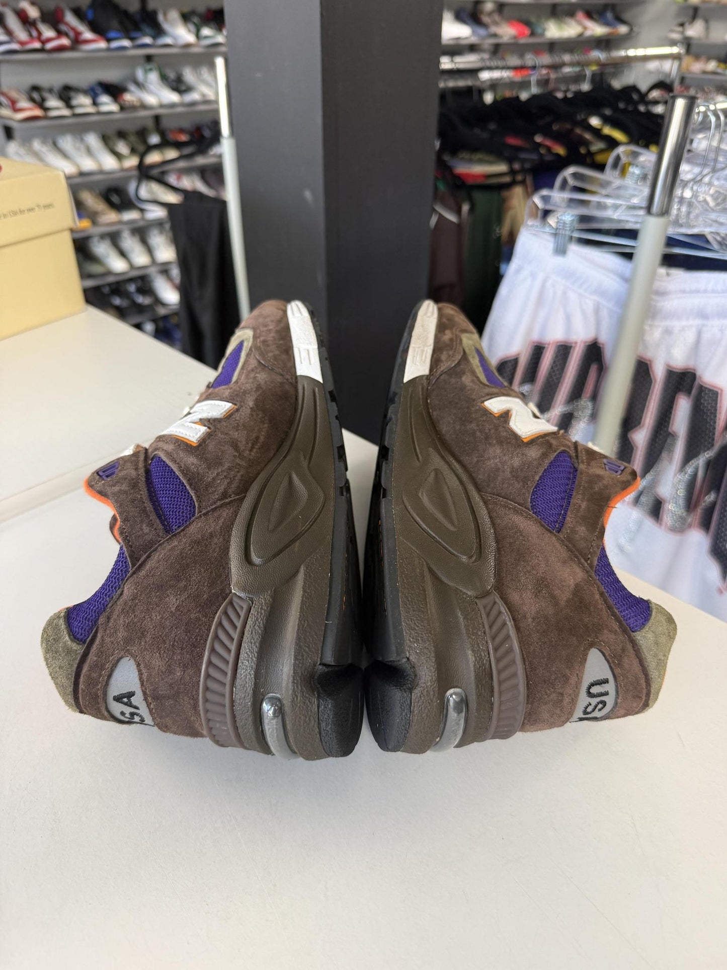 New Balance 990 "Brown Purple" Used Size 11