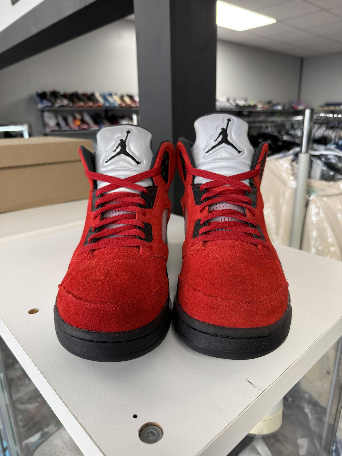 Jordan 5 "Raging Bull" Used Size 9.5
