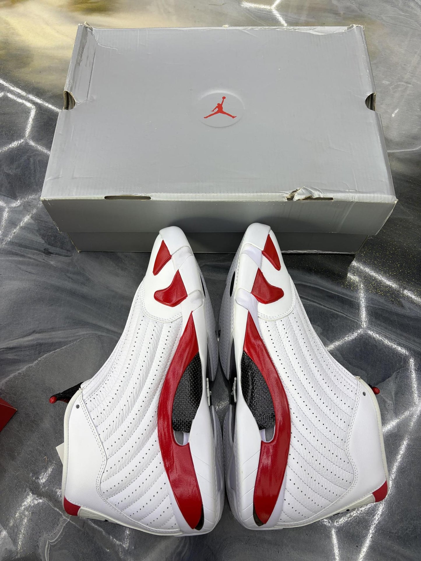 Jordan 14 "Candy Cane" Used Size 13