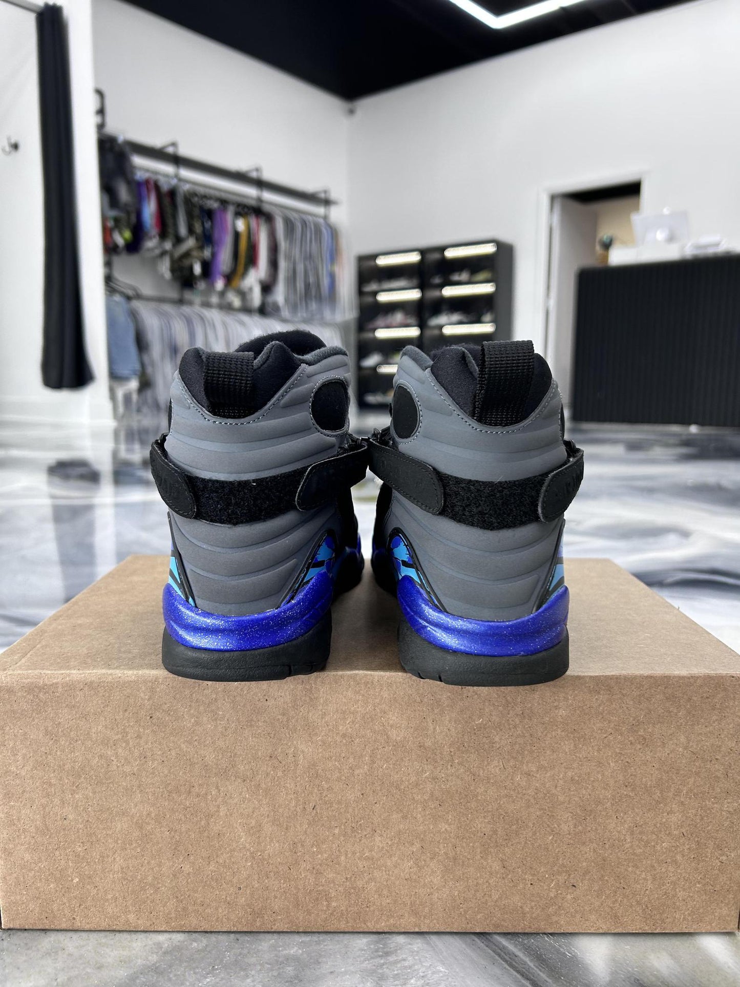 Jordan 8 "Aqua" Used Size 7Y/8.5W