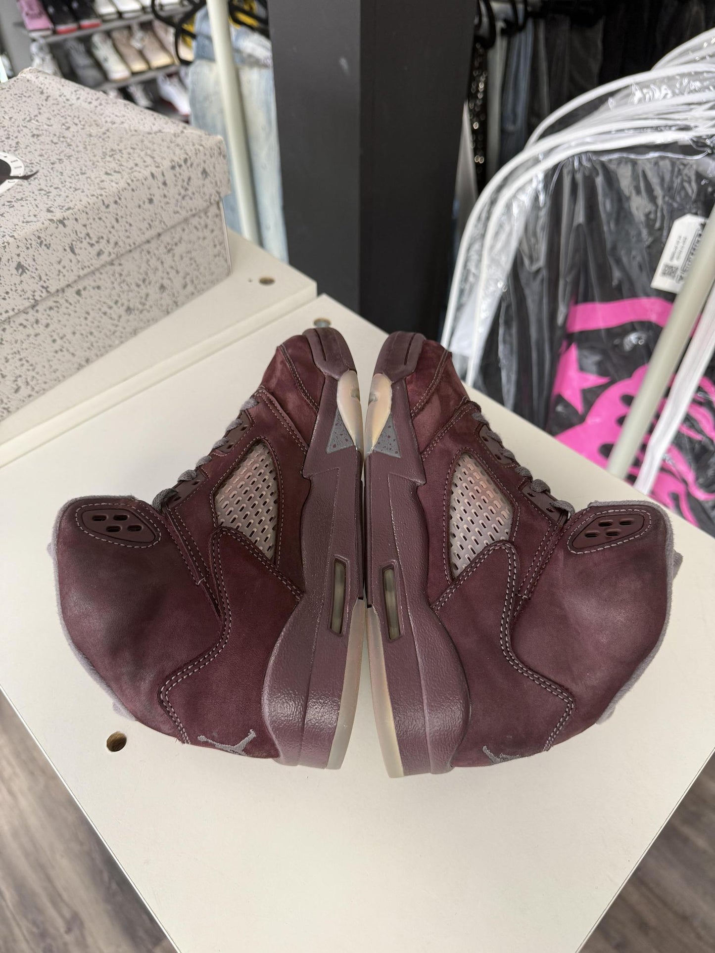 Jordan 5 "Burgundy" Used Size 5.5Y/7W