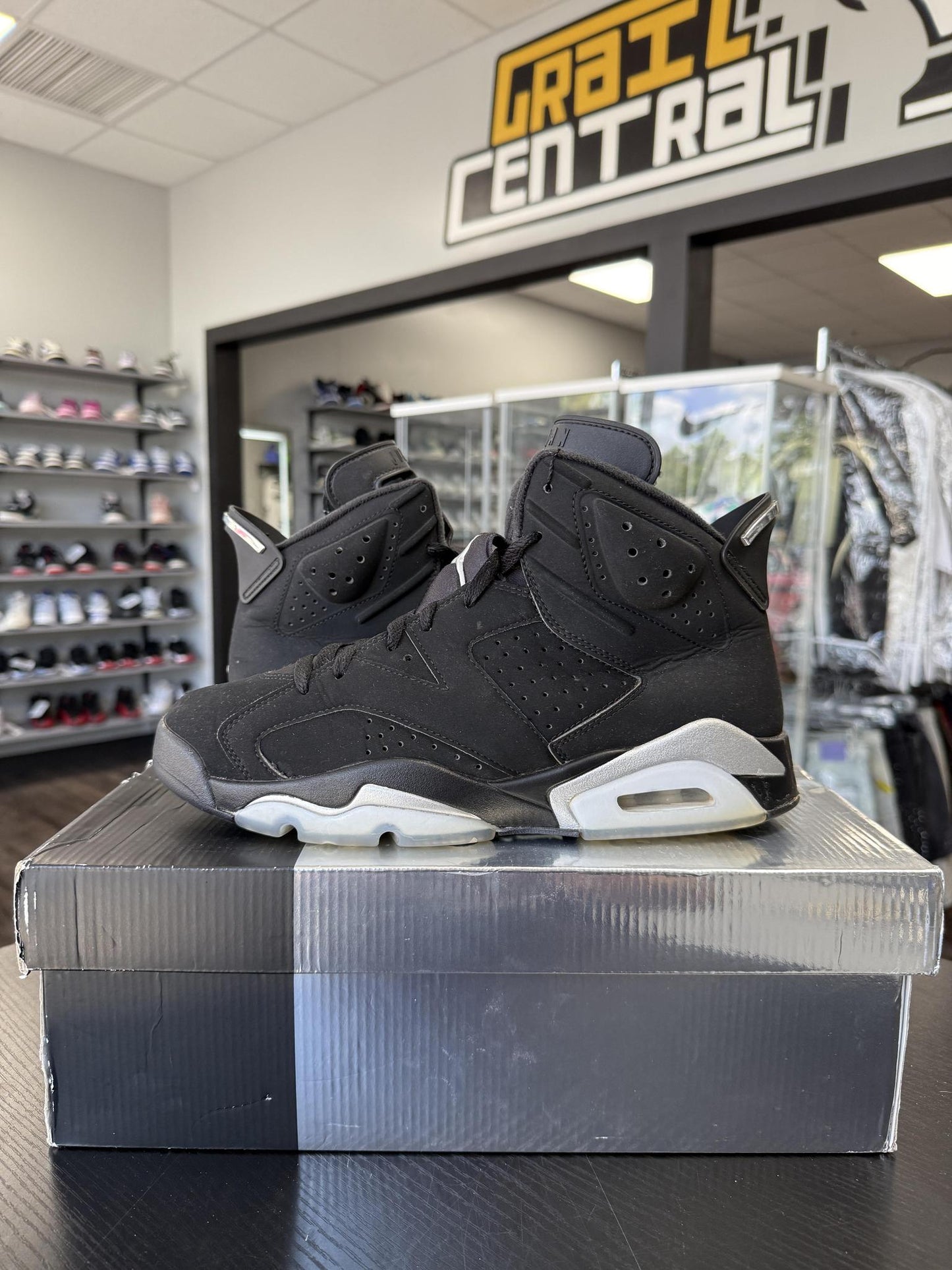Jordan 6 "Chrome" Used Size 9