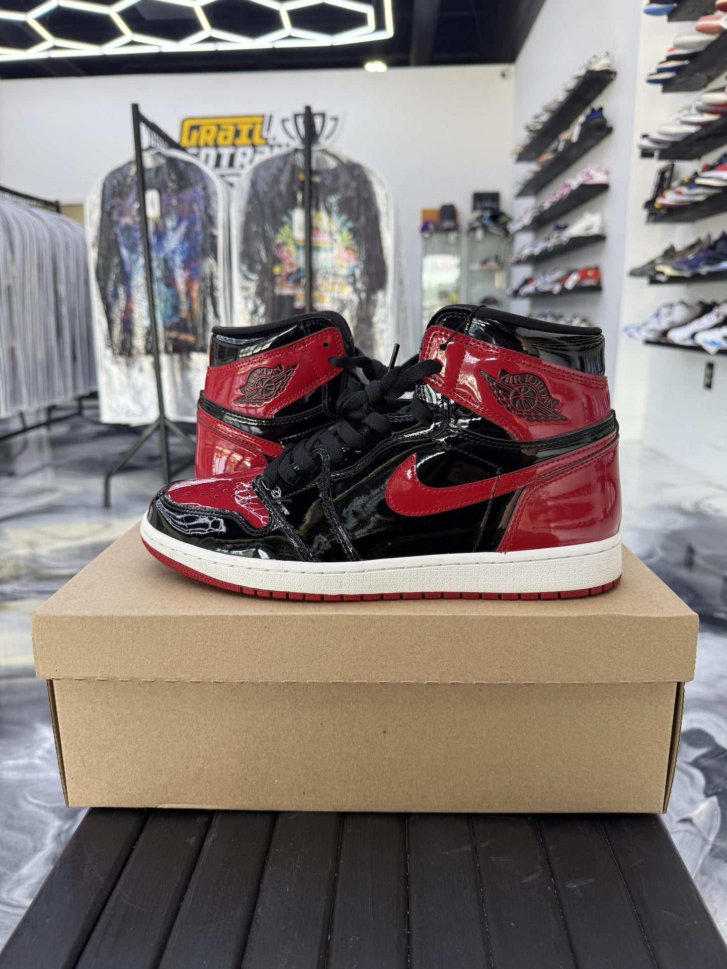 Jordan 1 "Patent Bred" Used Size 10