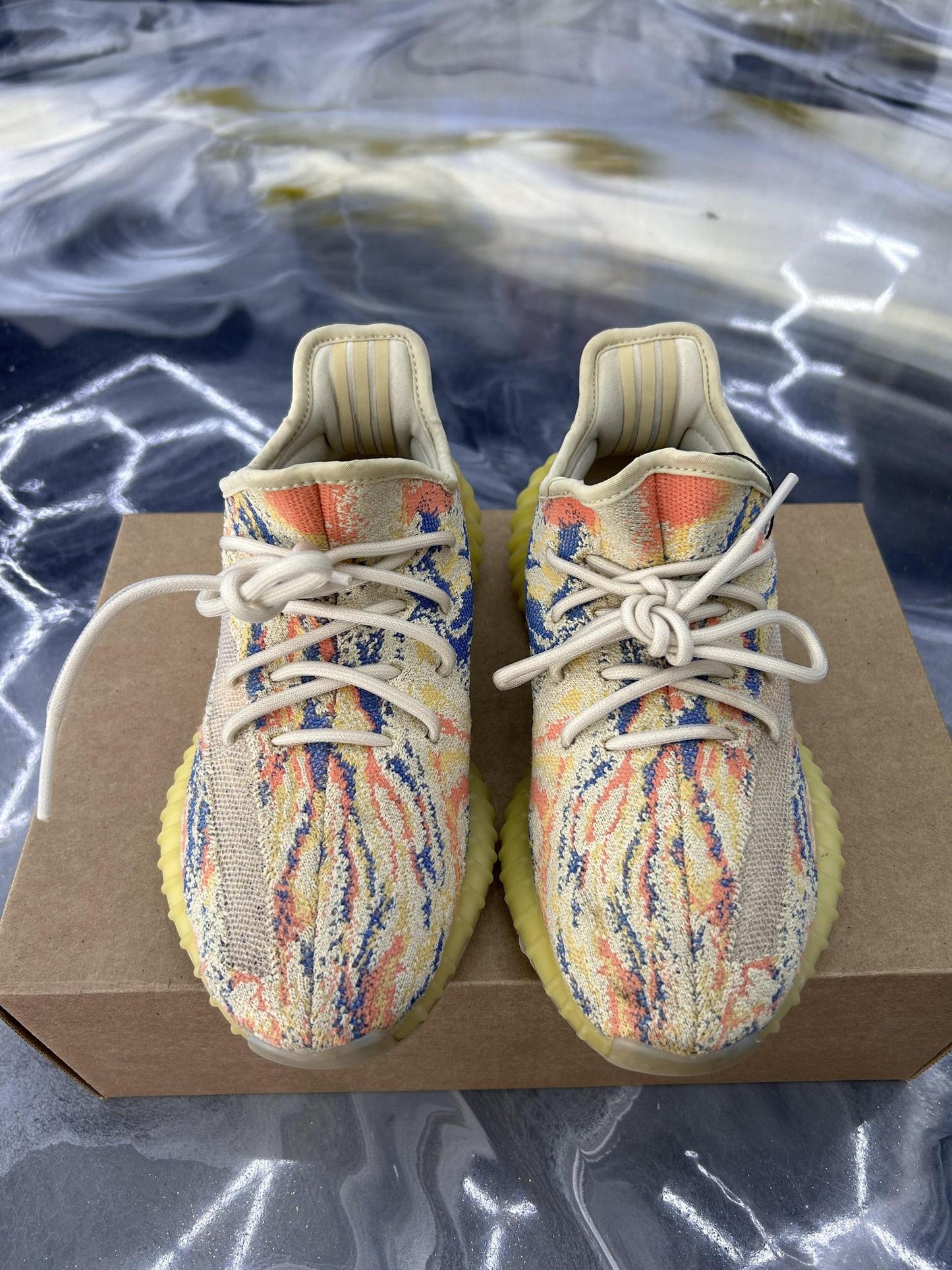 Yeezy 350 Boost V2 "MX Oat" Used Size 6Y/7.5W