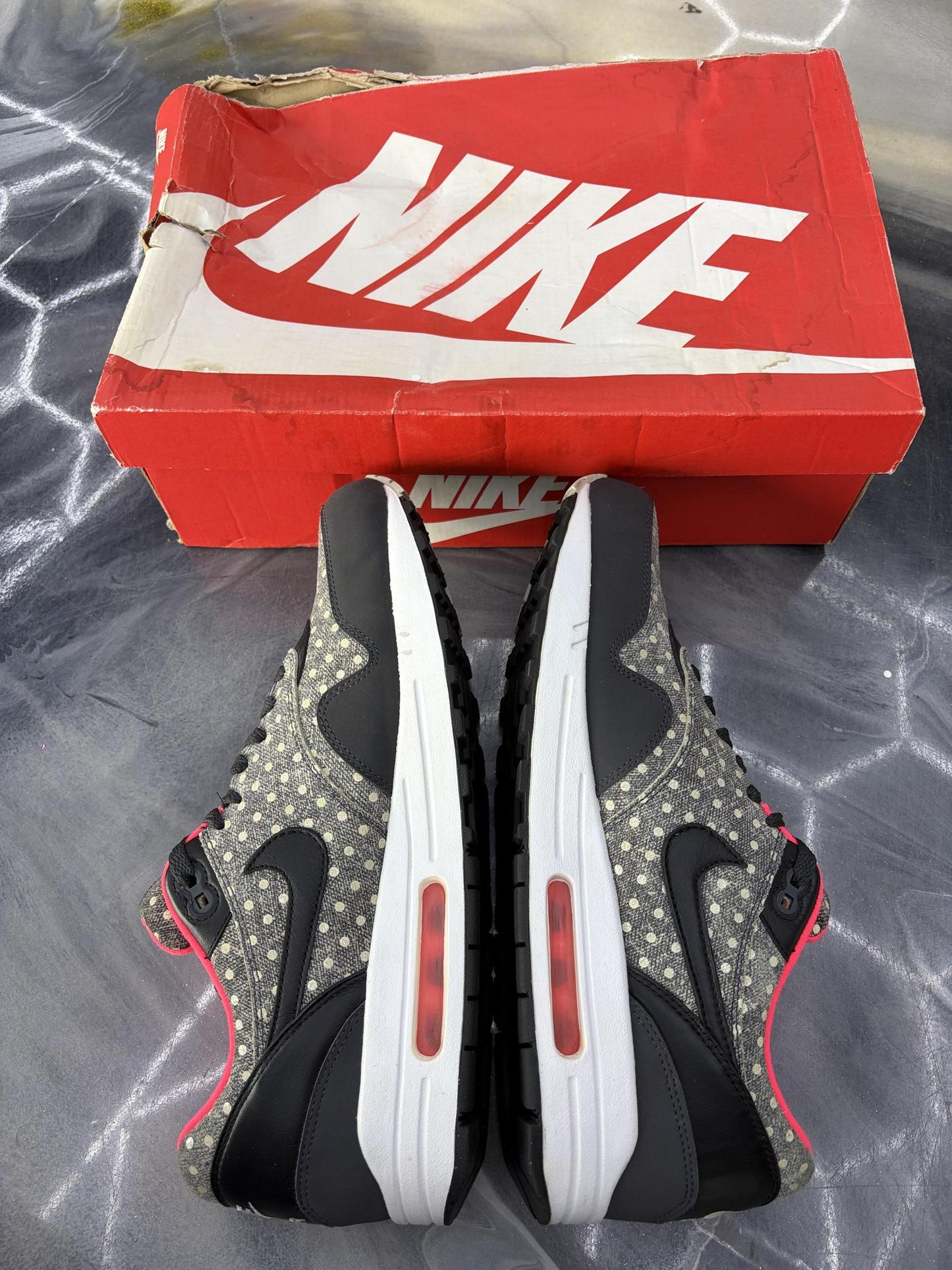 Nike Air Max 1 "Polka Dot" Used Size 12
